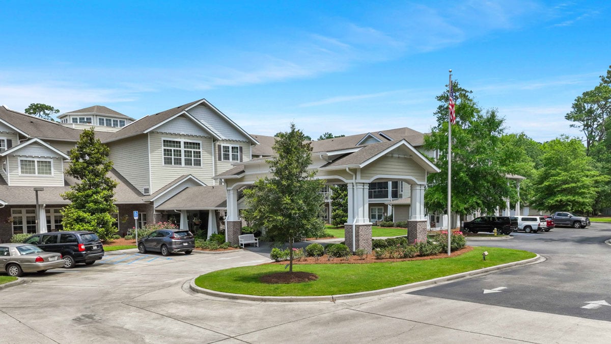 Exterior view of Summerville Estates Gracious Retirement Living